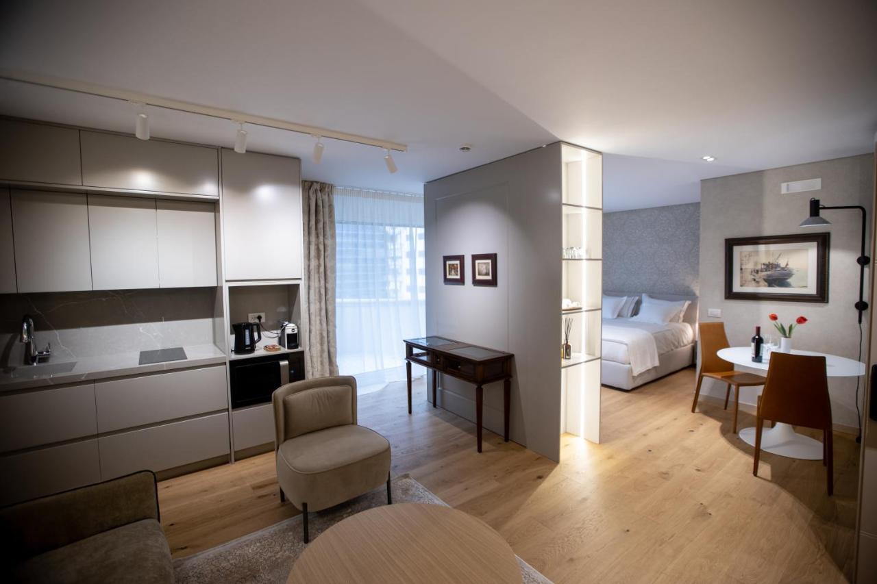 Seven Luxury Suites Tirana Exterior foto