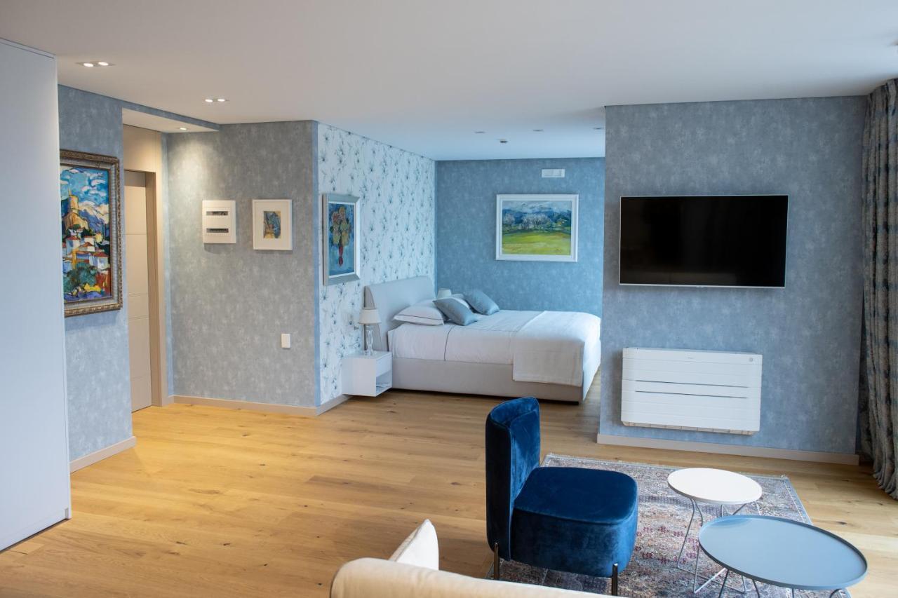 Seven Luxury Suites Tirana Exterior foto