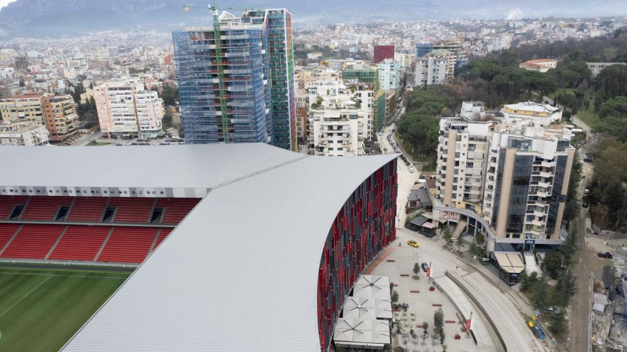 Seven Luxury Suites Tirana Exterior foto