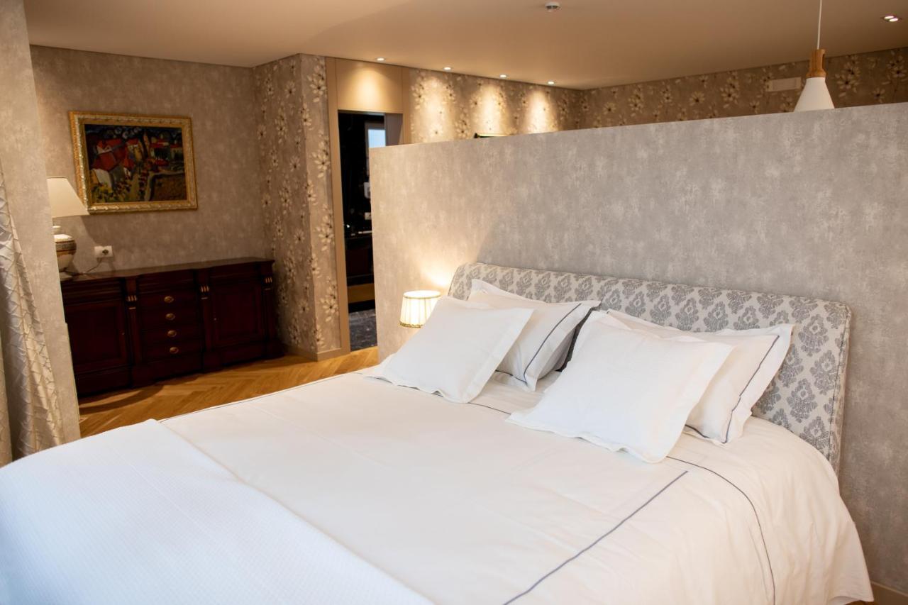 Seven Luxury Suites Tirana Exterior foto