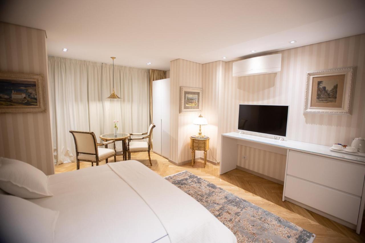 Seven Luxury Suites Tirana Exterior foto